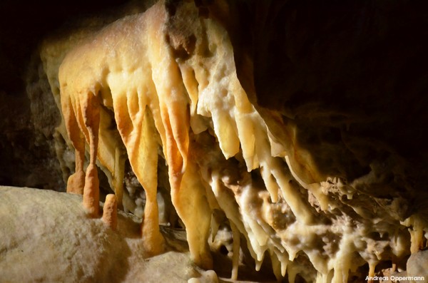 In der Tropfsteinhöhle Pottenstein